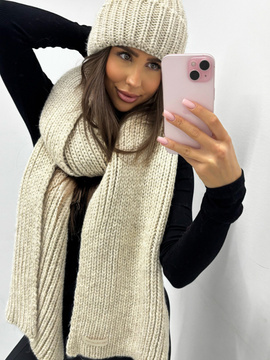 Komplet szalik z czapką - Czerwony