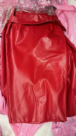 SPÓDNICA MAXI EKO SKÓRA CZERWONA LAMILLA Z PASKIEM