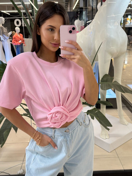 T-shirt z ozdobną różą - Różowy