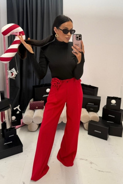 Spodnie La Milla z różą z szeroką nogawką czrwone