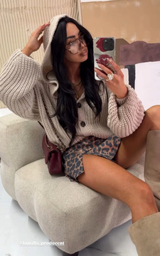 SWETER Z KAPTUREM LAMILLA BEŻOWY